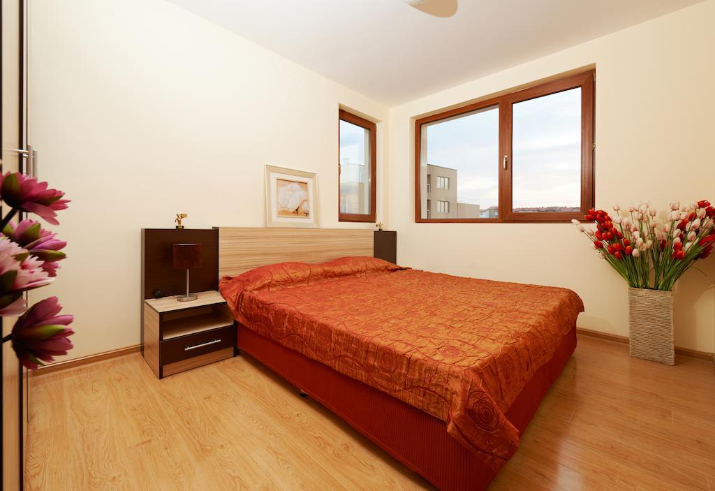 Stanny Court Aparthotel Nesebar Camera foto